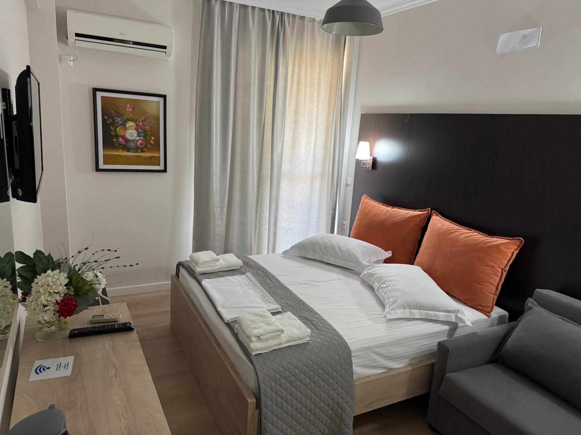 George Hotel Rooms&Suites Himarë Exteriér fotografie